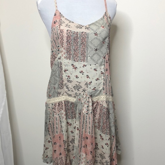 BillABong womens floral spaghetti strap cross back bohemian style dress - Picture 1 of 8
